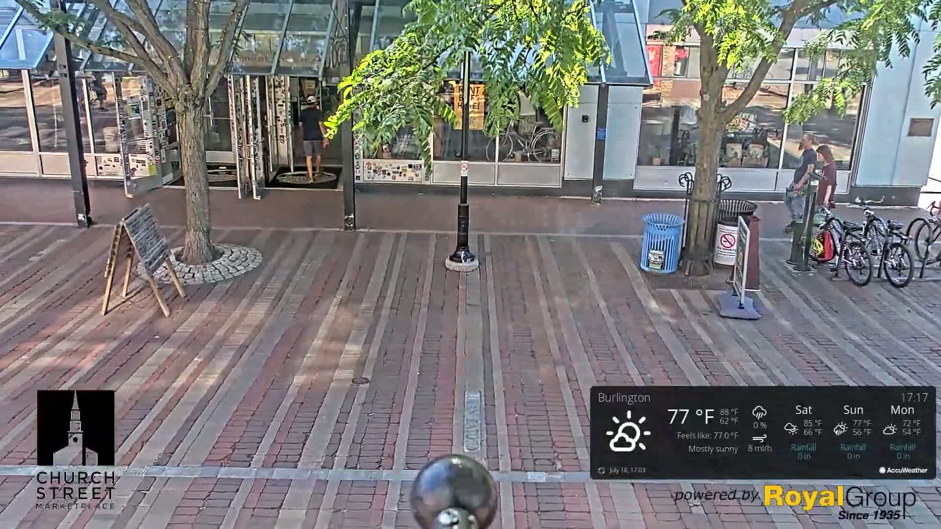 Burlington, Church Street Market Place Live Cam - Burlington, Vermont, USA