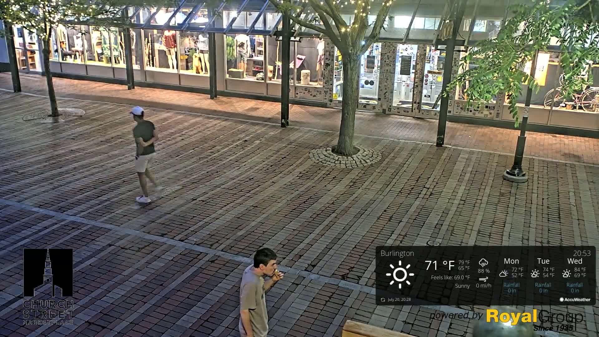Burlington, Church Street Market Place Live Cam - Burlington, Vermont, USA