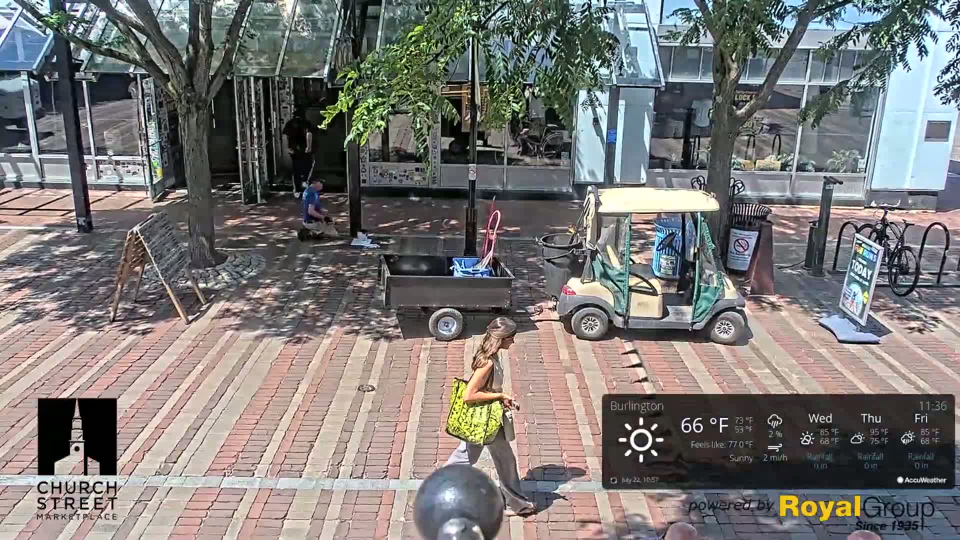 Burlington, Church Street Market Place Live Cam - Burlington, Vermont, USA