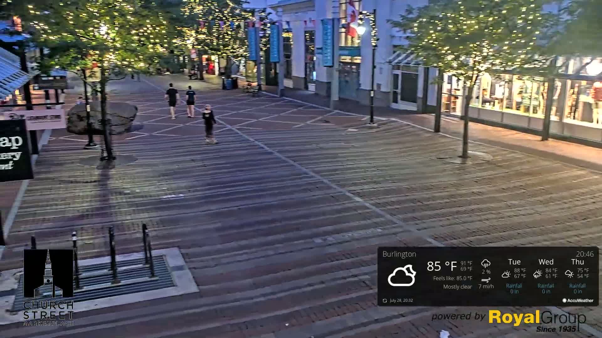 Burlington, Church Street Market Place Live Cam - Burlington, Vermont, USA