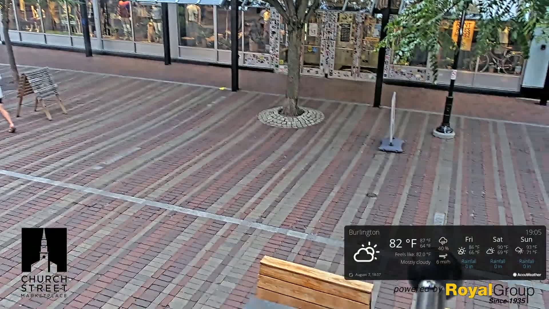 Burlington, Church Street Market Place Live Cam - Burlington, Vermont, USA