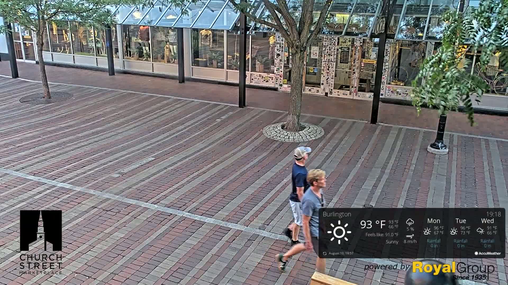 Burlington, Church Street Market Place Live Cam - Burlington, Vermont, USA