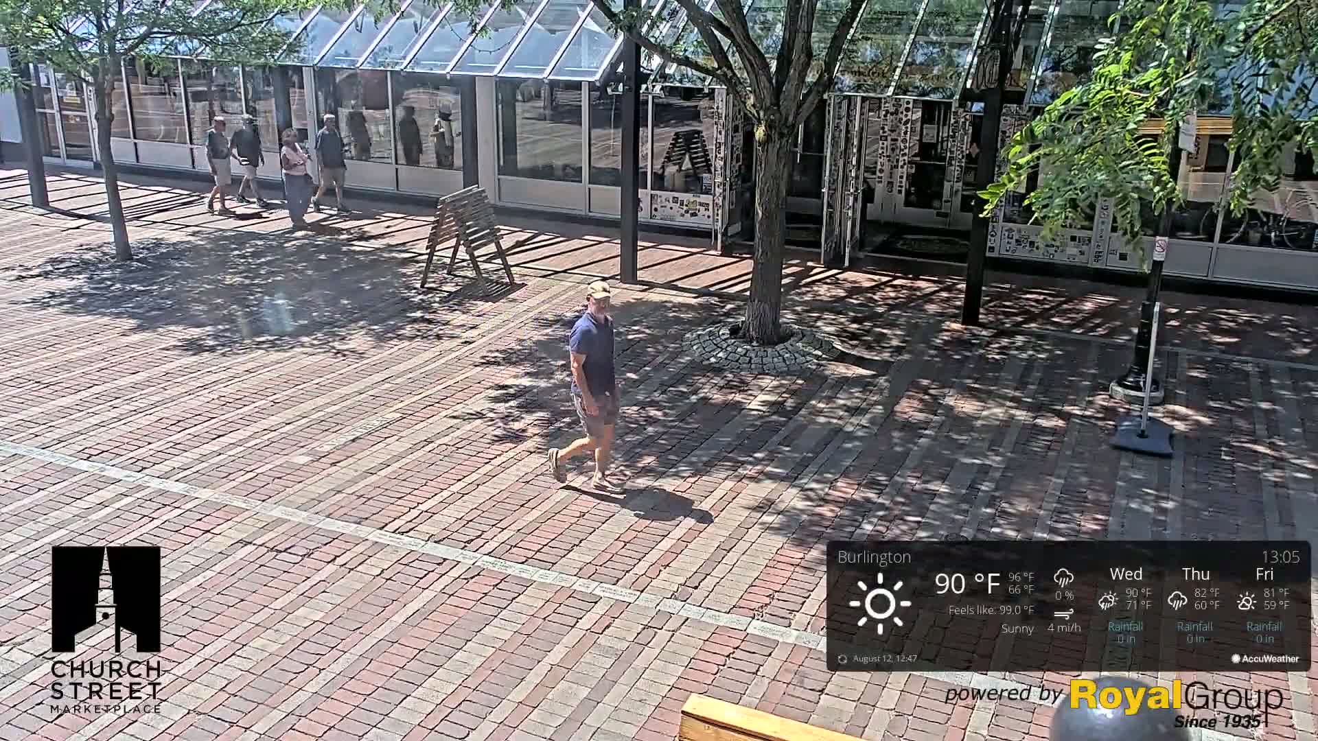 Burlington, Church Street Market Place Live Cam - Burlington, Vermont, USA