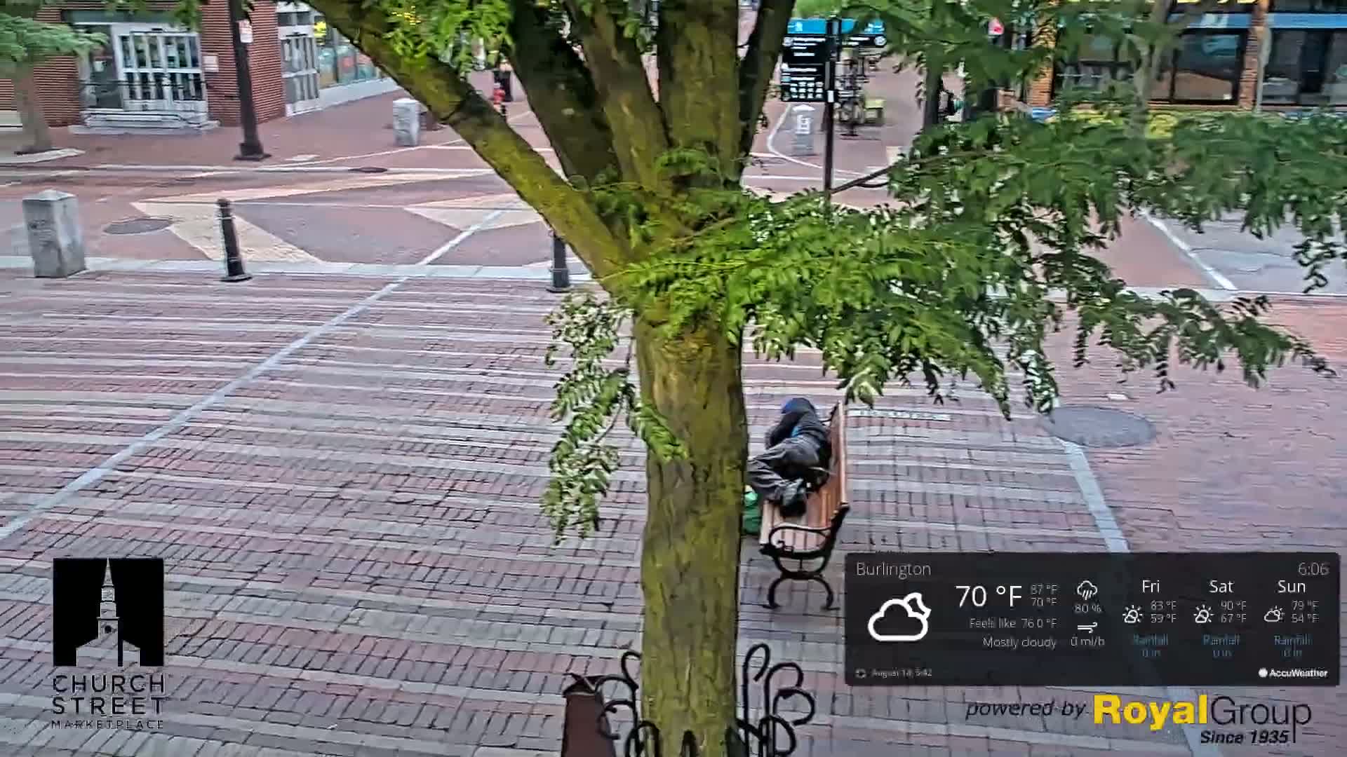 Burlington, Church Street Market Place Live Cam - Burlington, Vermont, USA
