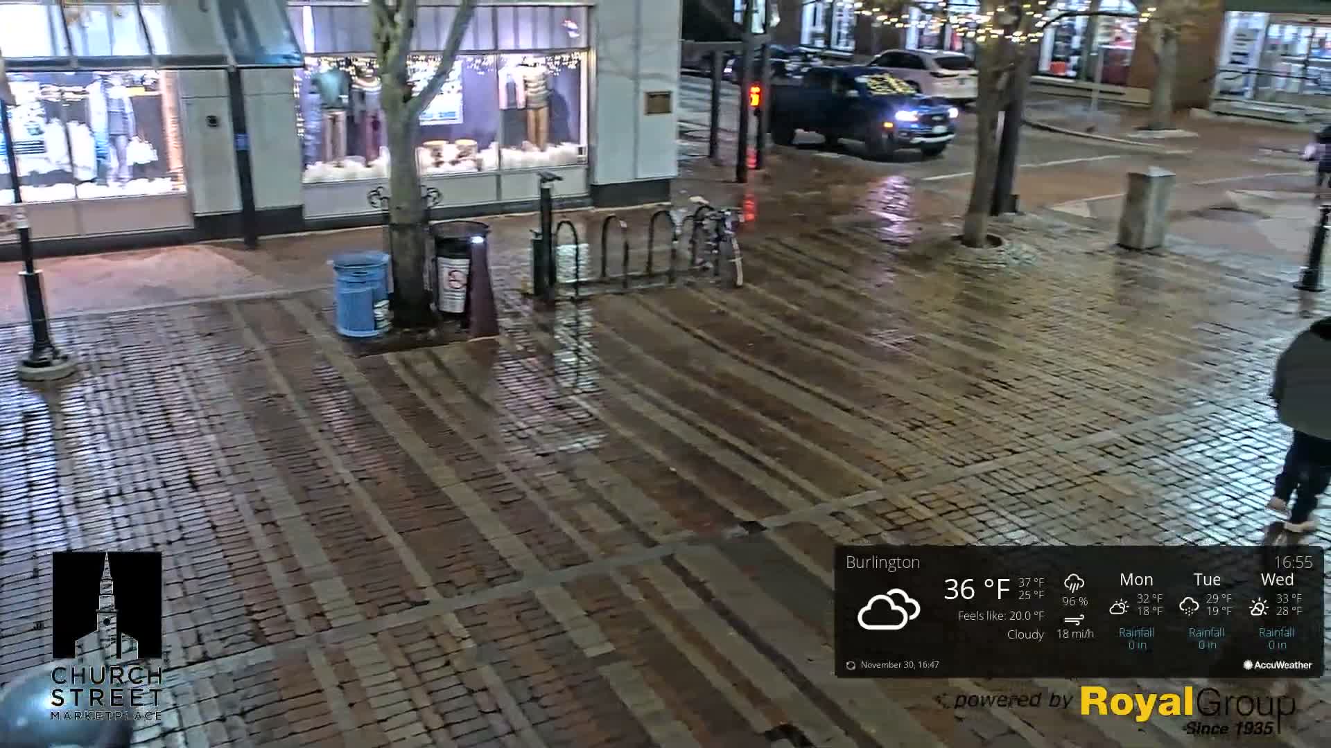 Burlington, Church Street Market Place Live Cam - Burlington, Vermont, USA