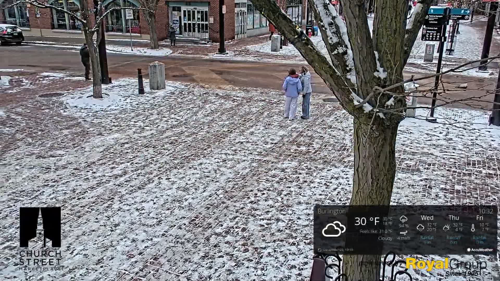 Burlington, Church Street Market Place Live Cam - Burlington, Vermont, USA