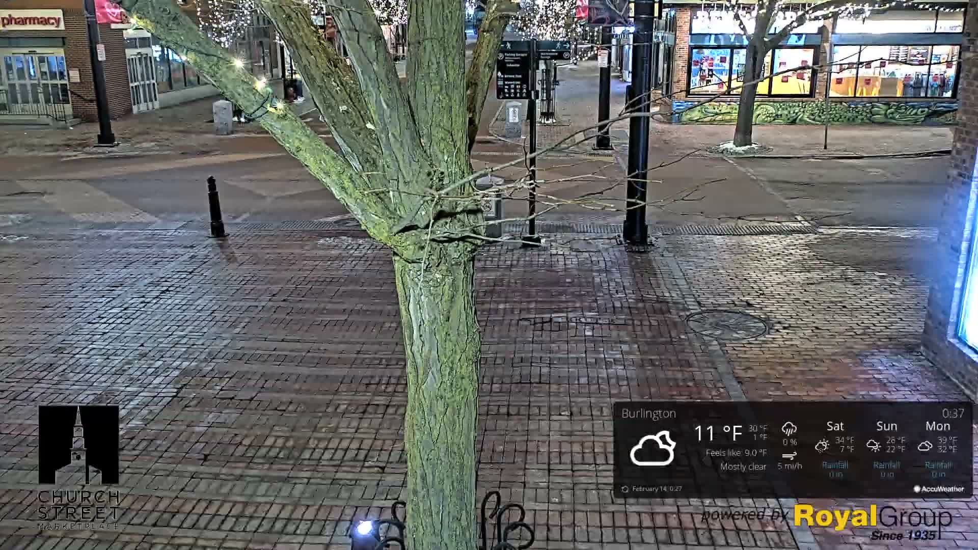 Burlington, Church Street Market Place Live Cam - Burlington, Vermont, USA