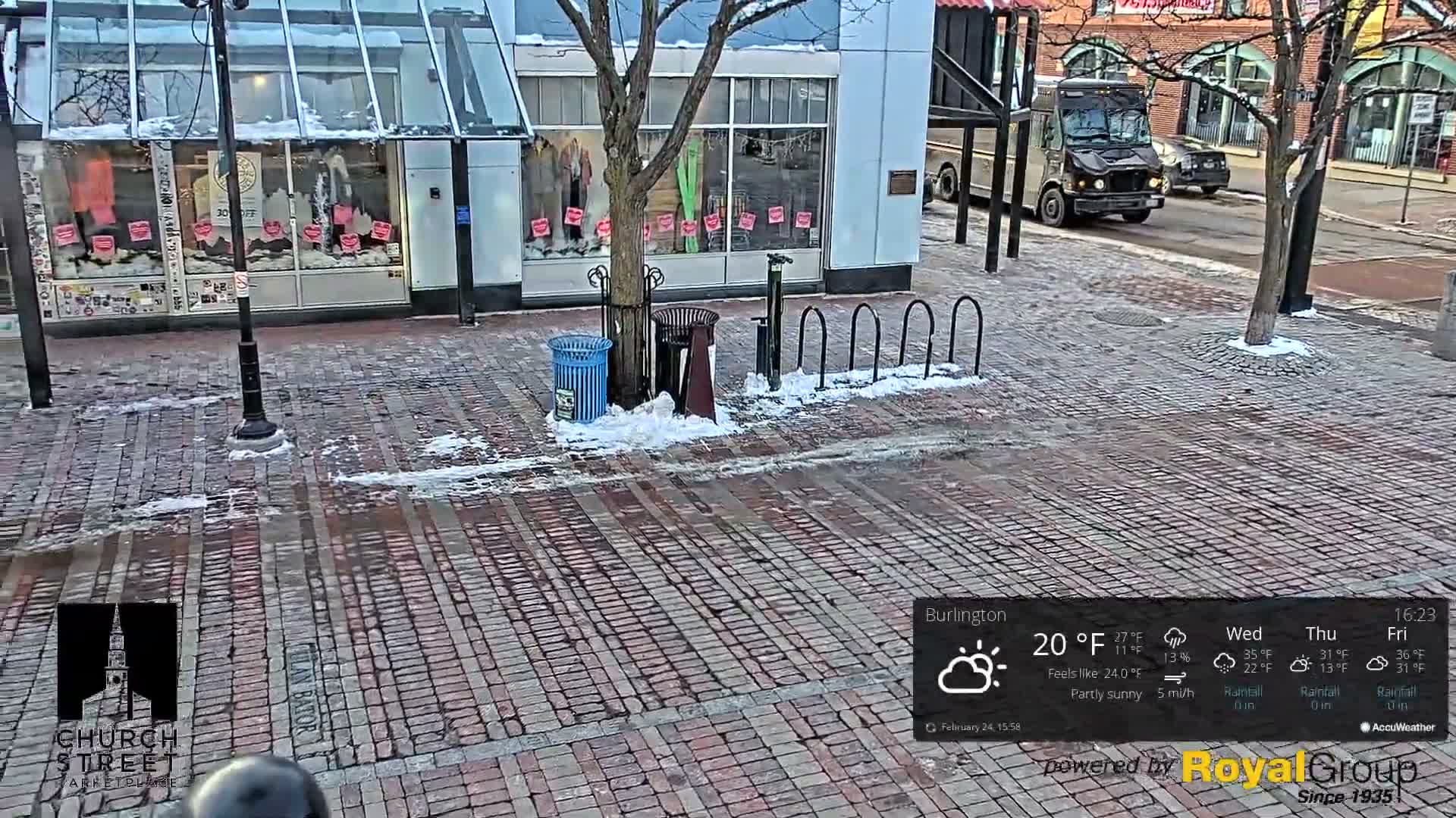 Burlington, Church Street Market Place Live Cam - Burlington, Vermont, USA