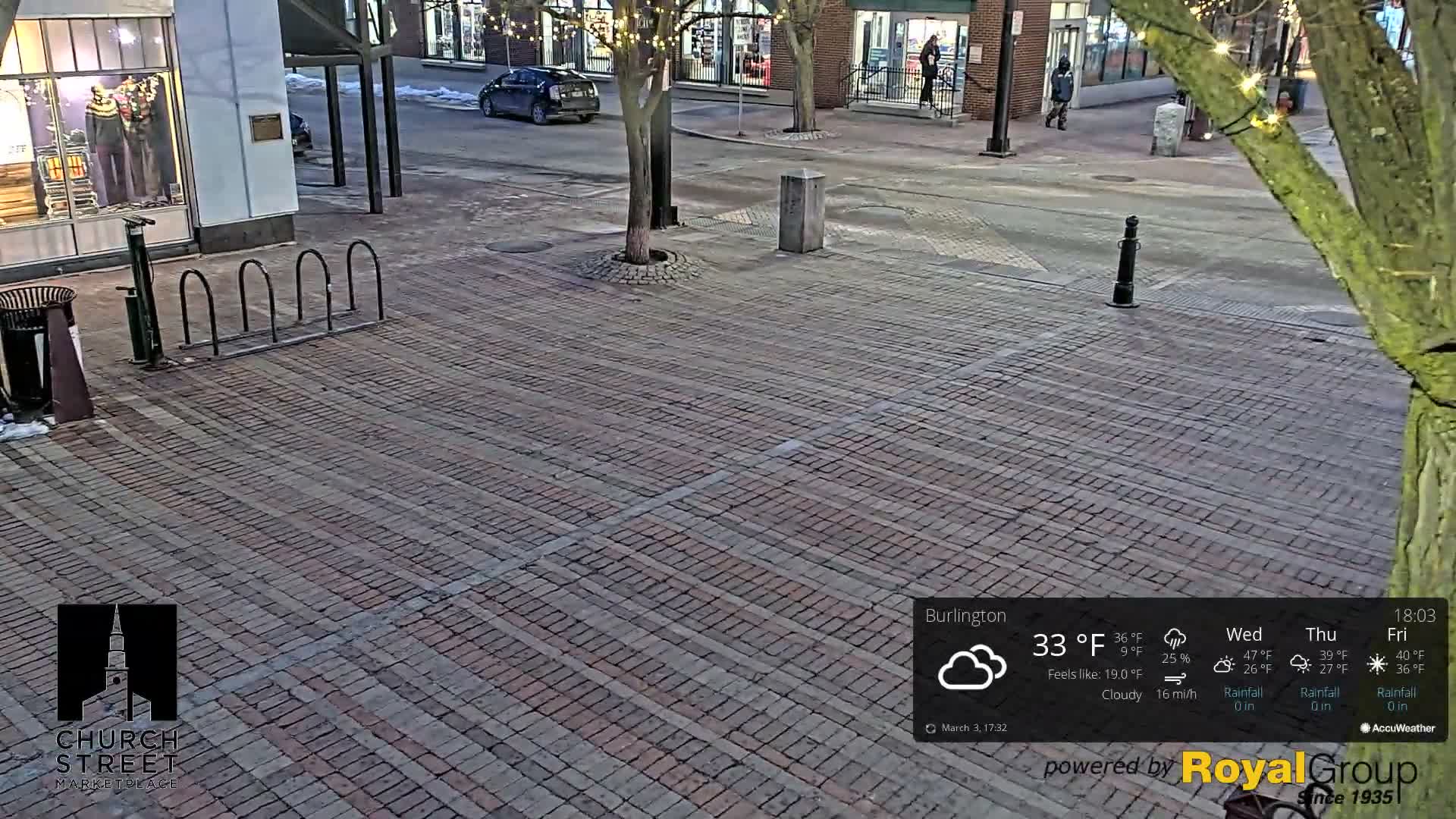 Burlington, Church Street Market Place Live Cam - Burlington, Vermont, USA
