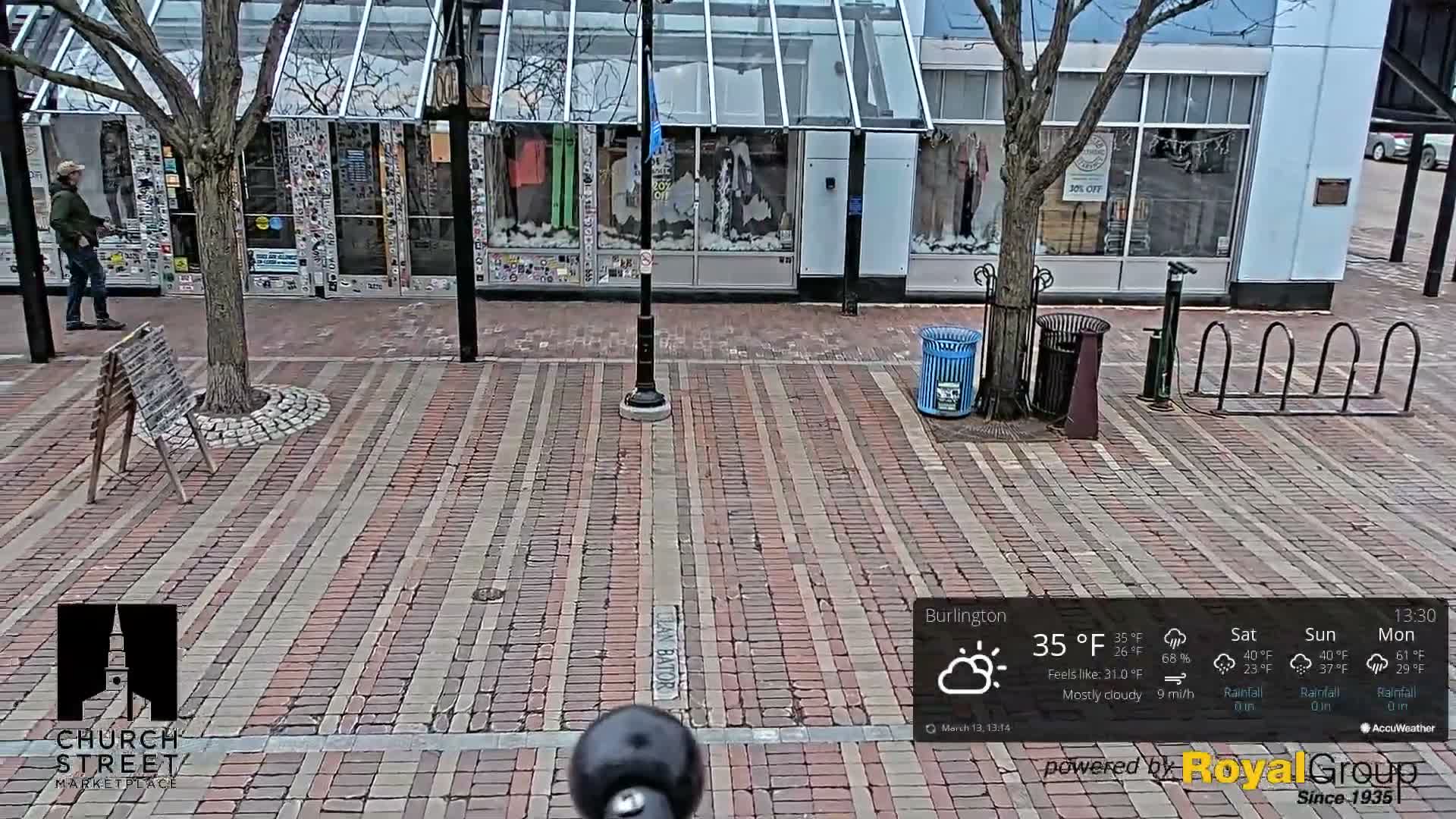 Burlington, Church Street Market Place Live Cam - Burlington, Vermont, USA