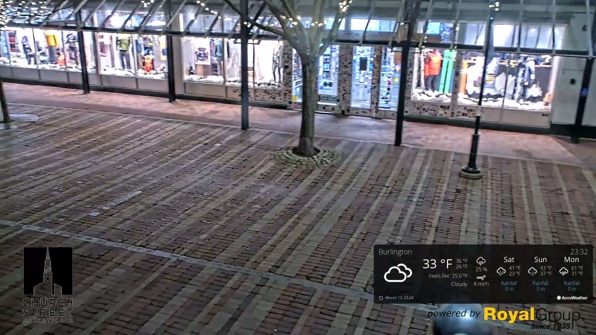 Burlington, Church Street Market Place Live Cam - Burlington, Vermont, USA