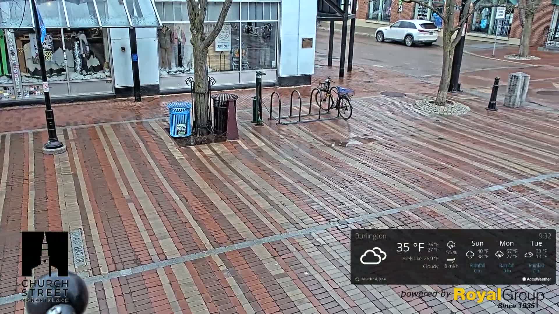 Burlington, Church Street Market Place Live Cam - Burlington, Vermont, USA