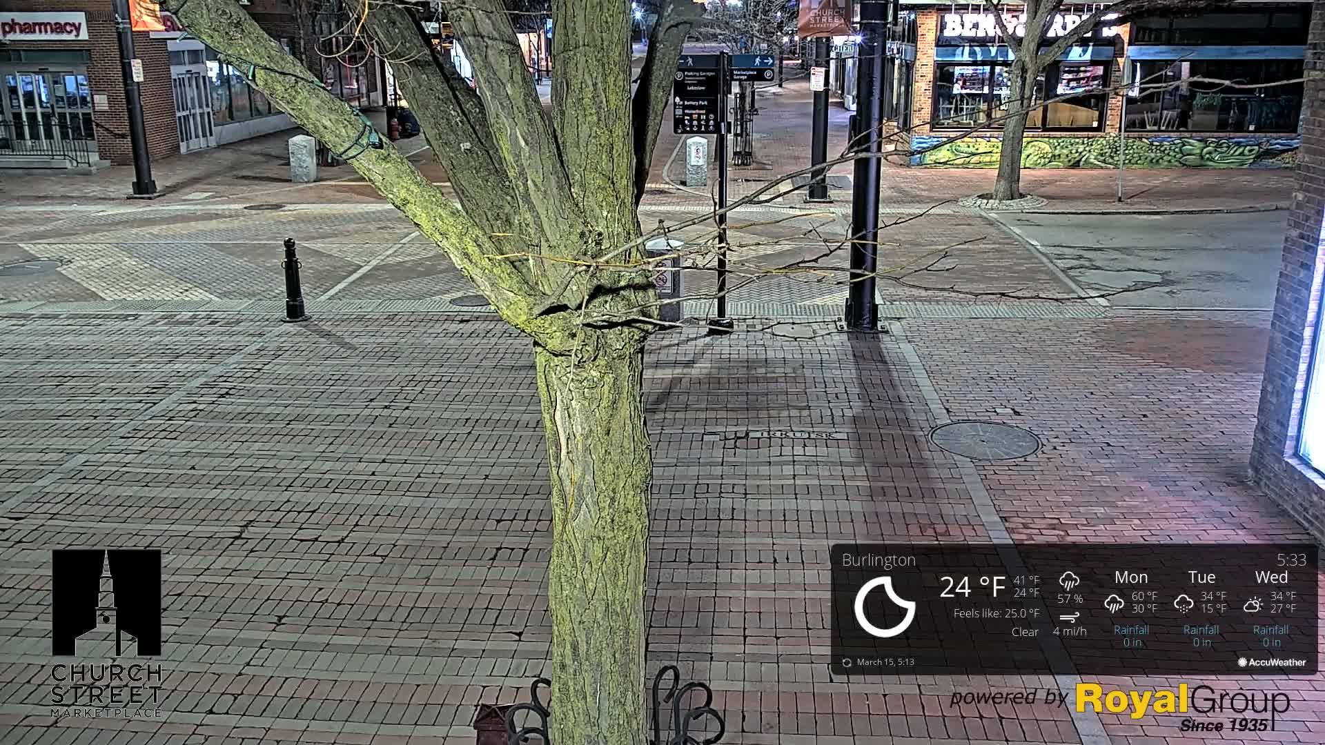 Burlington, Church Street Market Place Live Cam - Burlington, Vermont, USA