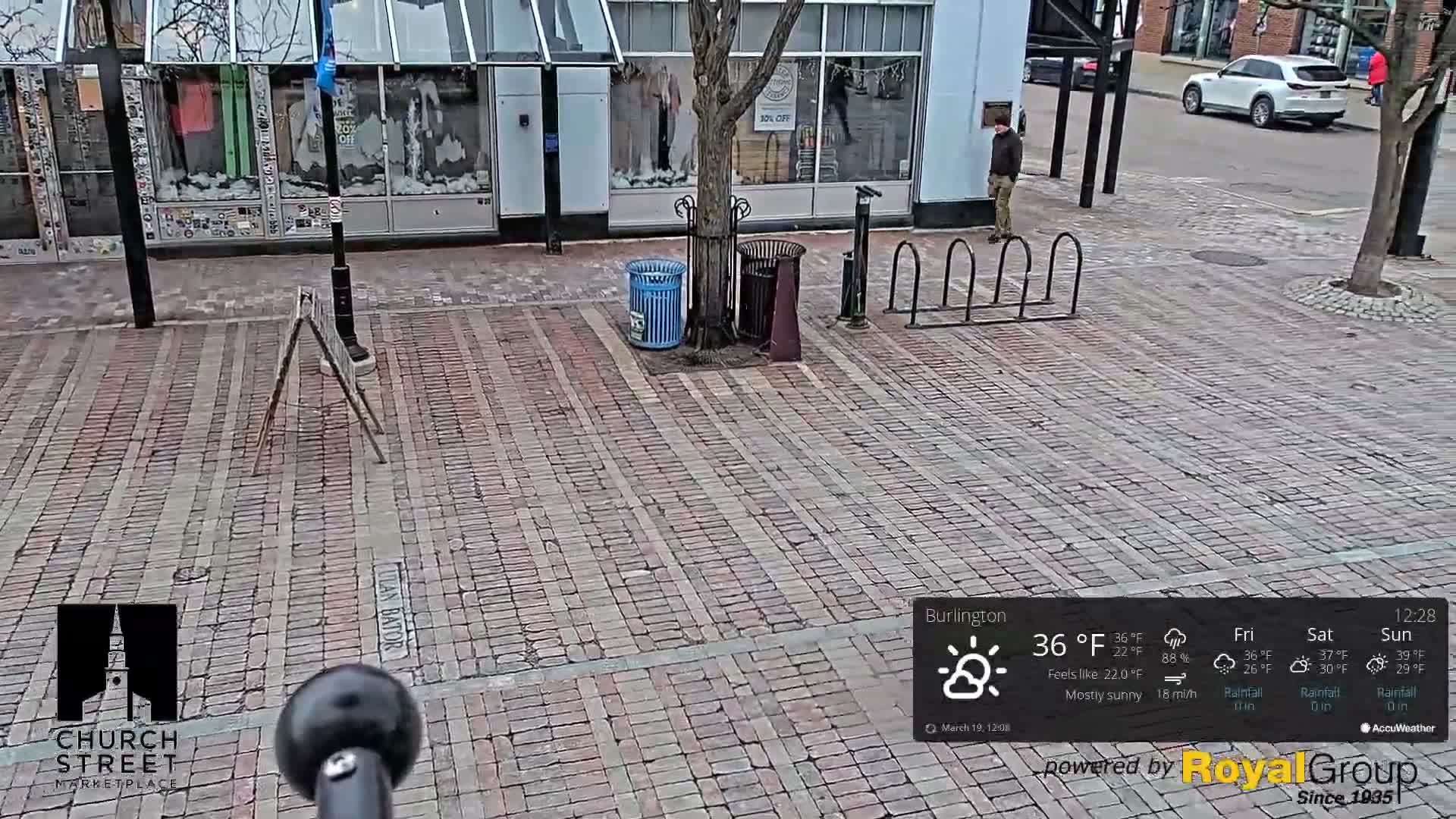 Burlington, Church Street Market Place Live Cam - Burlington, Vermont, USA