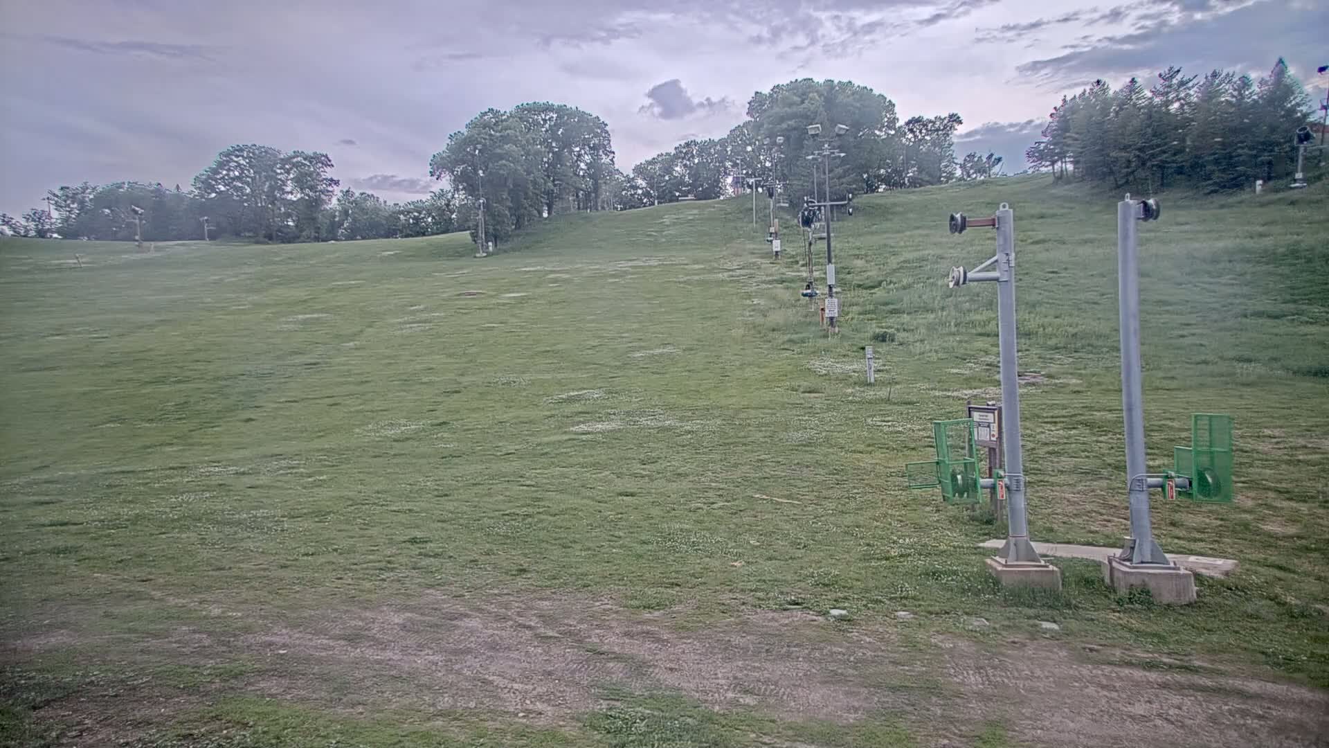 Bloomington, Hyland Hills Ski Slopes Live Cam - Bloomington, Hennepin, Minnesota, USA