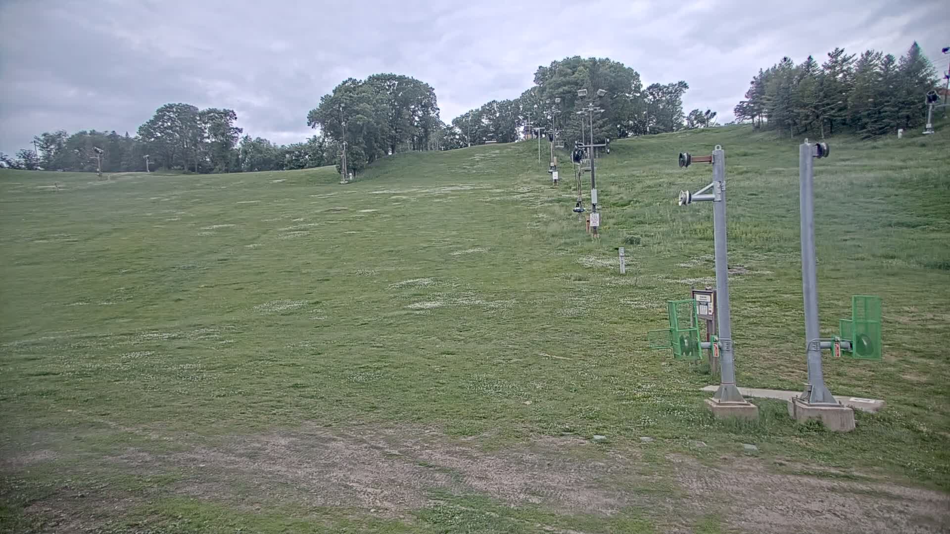 Bloomington, Hyland Hills Ski Slopes Live Cam - Bloomington, Hennepin, Minnesota, USA