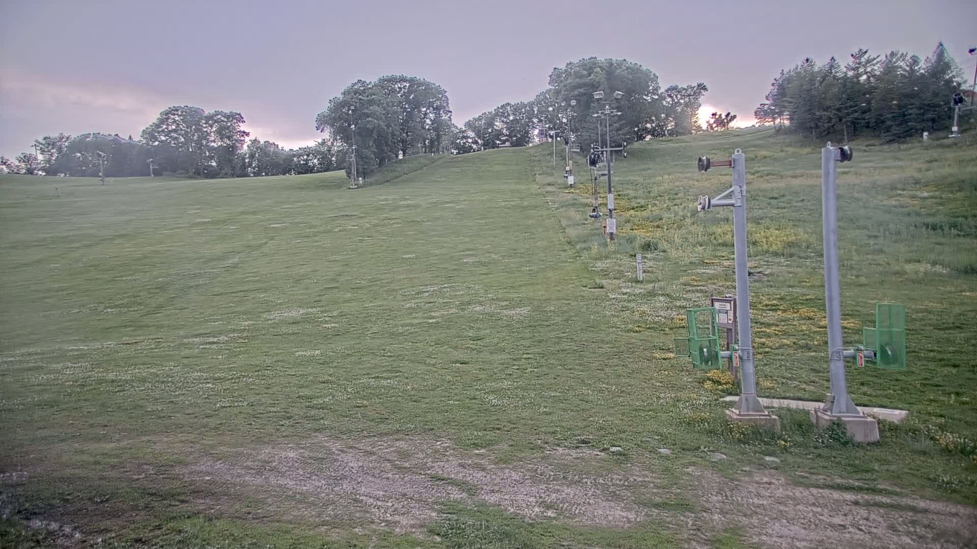 Bloomington, Hyland Hills Ski Slopes Live Cam - Bloomington, Hennepin, Minnesota, USA