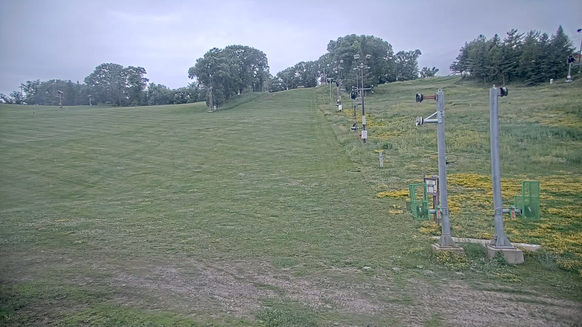 Bloomington, Hyland Hills Ski Slopes Live Cam - Bloomington, Hennepin, Minnesota, USA