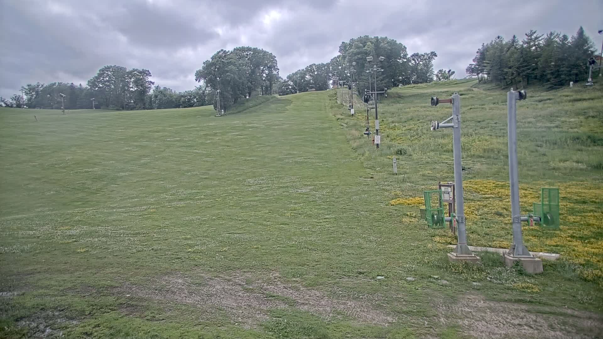 Bloomington, Hyland Hills Ski Slopes Live Cam - Bloomington, Hennepin, Minnesota, USA