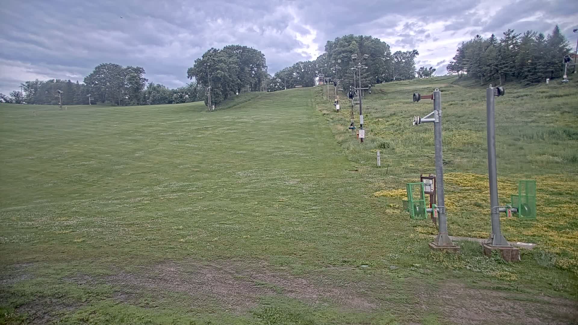 Bloomington, Hyland Hills Ski Slopes Live Cam - Bloomington, Hennepin, Minnesota, USA