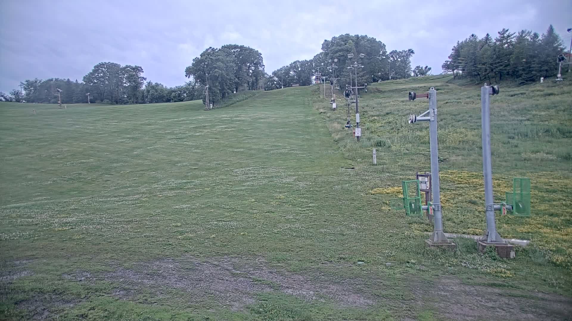 Bloomington, Hyland Hills Ski Slopes Live Cam - Bloomington, Hennepin, Minnesota, USA