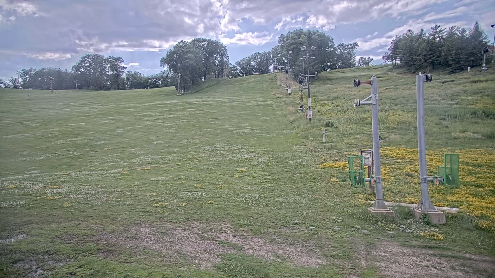 Bloomington, Hyland Hills Ski Slopes Live Cam - Bloomington, Hennepin, Minnesota, USA