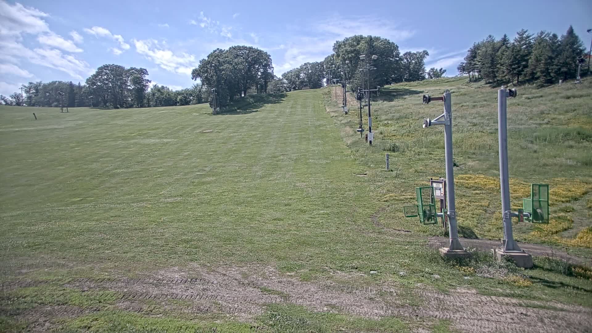 Bloomington, Hyland Hills Ski Slopes Live Cam - Bloomington, Hennepin, Minnesota, USA