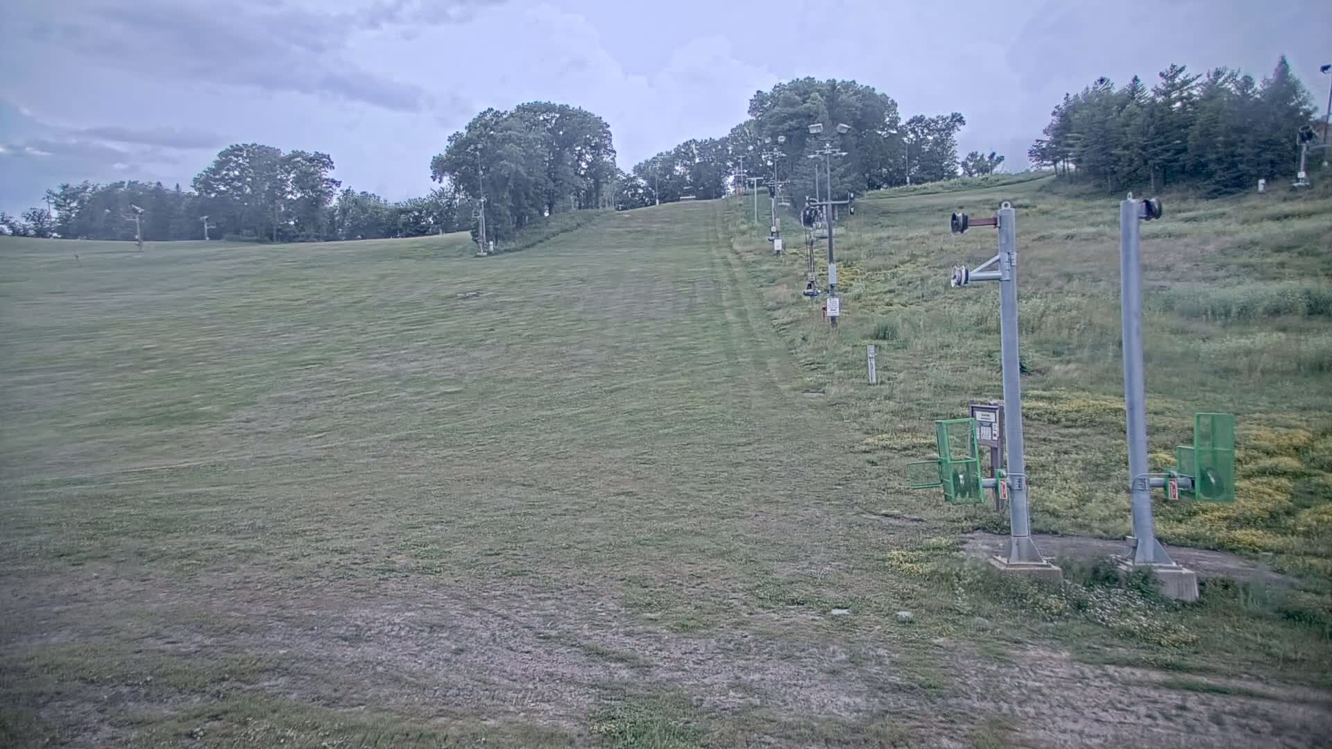 Bloomington, Hyland Hills Ski Slopes Live Cam - Bloomington, Hennepin, Minnesota, USA