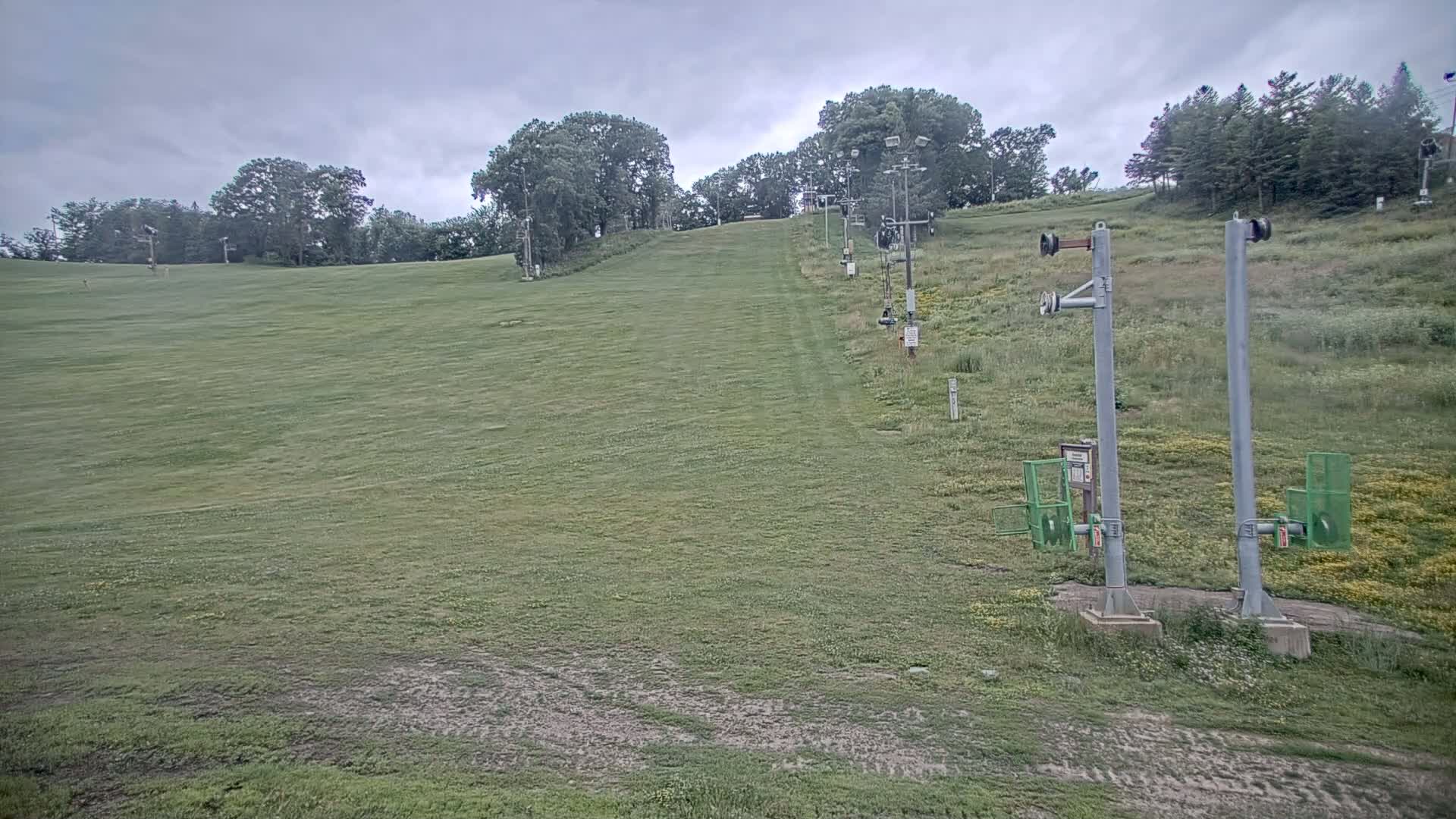 Bloomington, Hyland Hills Ski Slopes Live Cam - Bloomington, Hennepin, Minnesota, USA