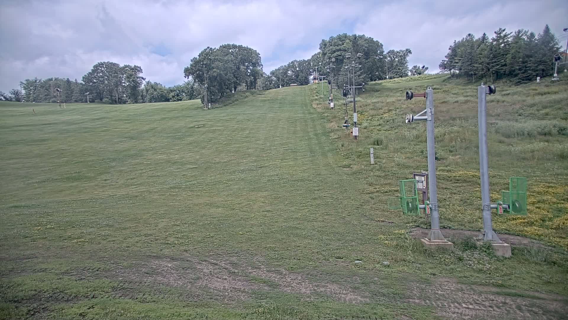 Bloomington, Hyland Hills Ski Slopes Live Cam - Bloomington, Hennepin, Minnesota, USA
