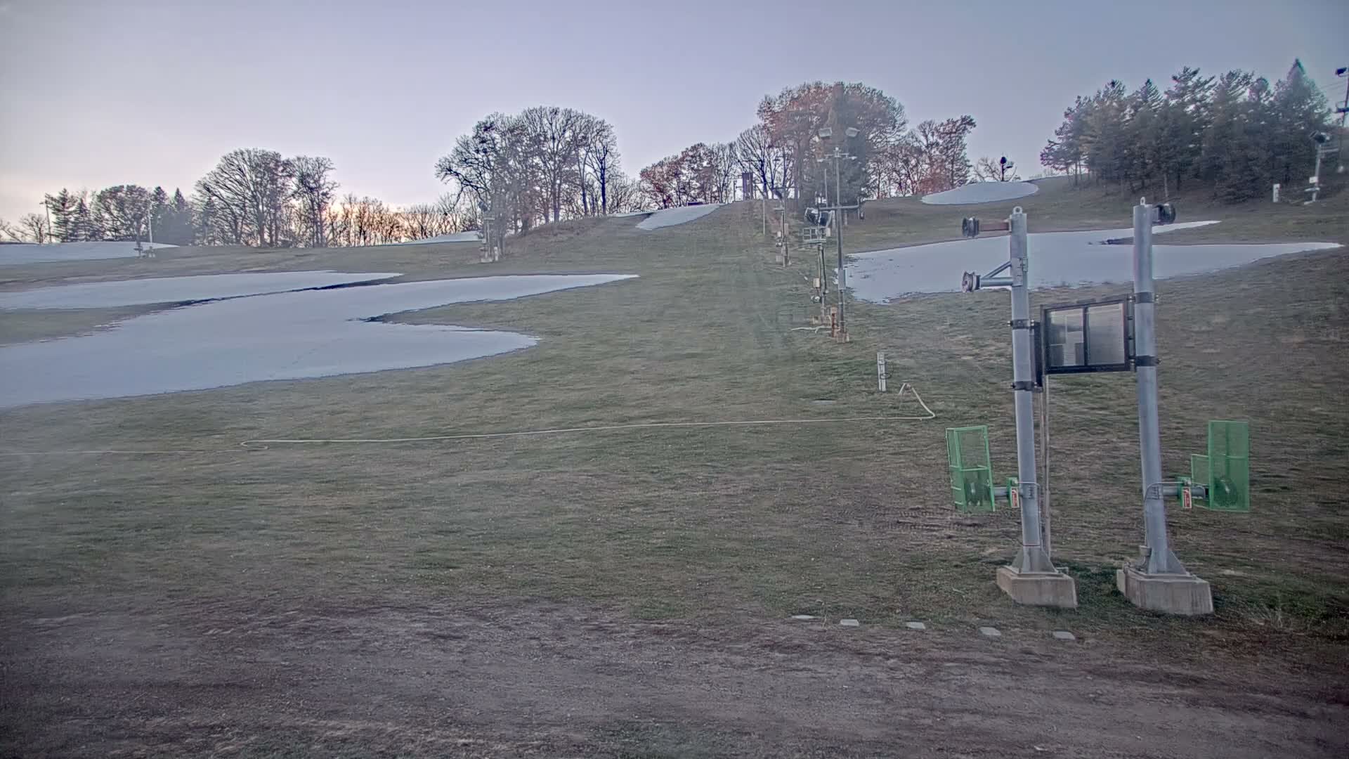 Bloomington, Hyland Hills Ski Slopes Live Cam - Bloomington, Hennepin, Minnesota, USA