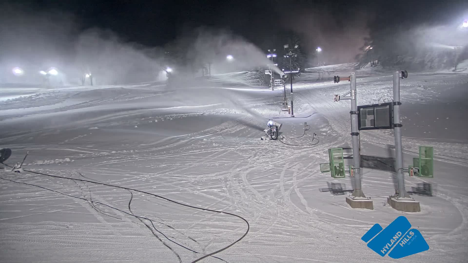 Bloomington, Hyland Hills Ski Slopes Live Cam - Bloomington, Hennepin, Minnesota, USA