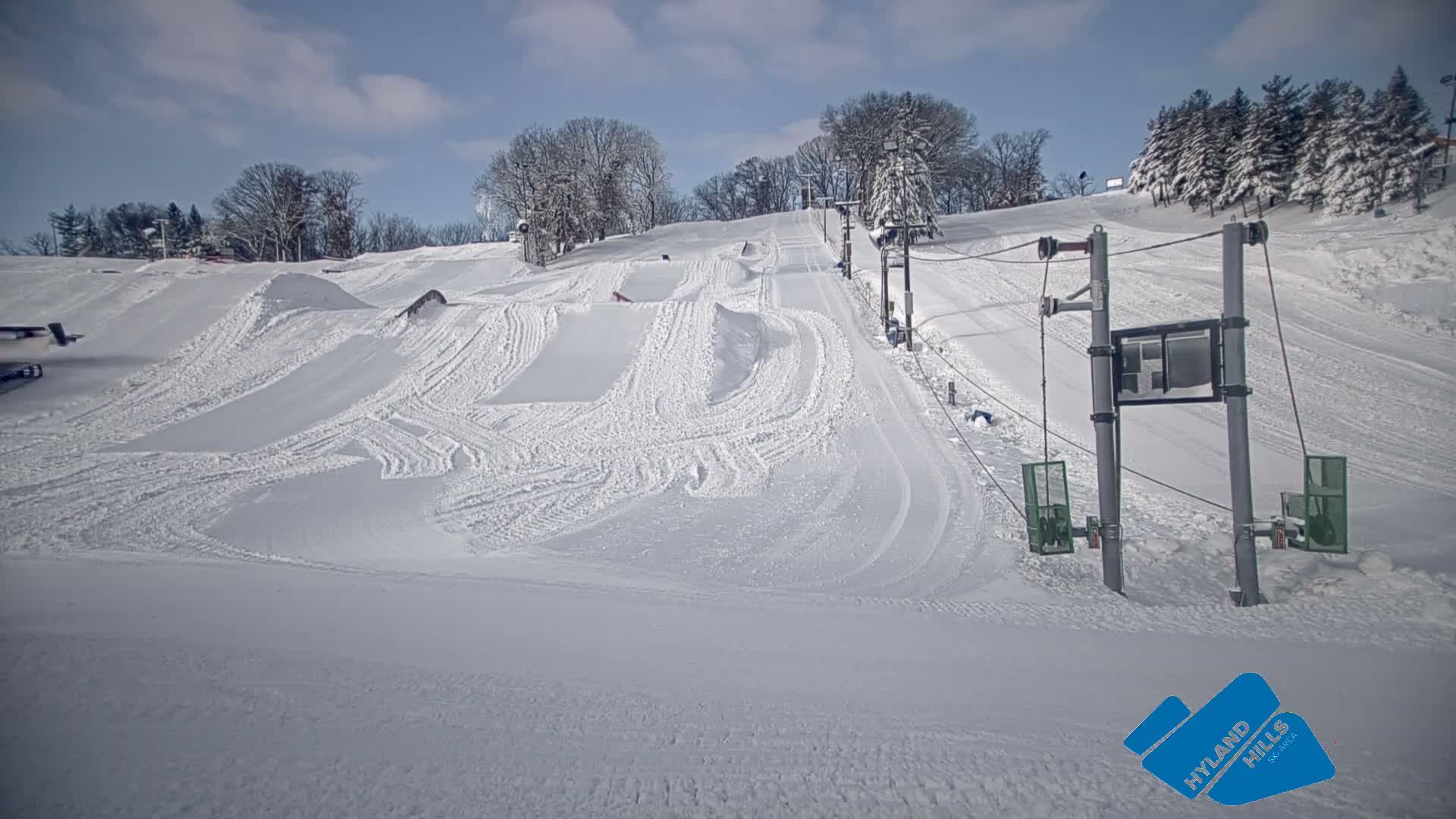 Bloomington, Hyland Hills Ski Slopes Live Cam - Bloomington, Hennepin, Minnesota, USA