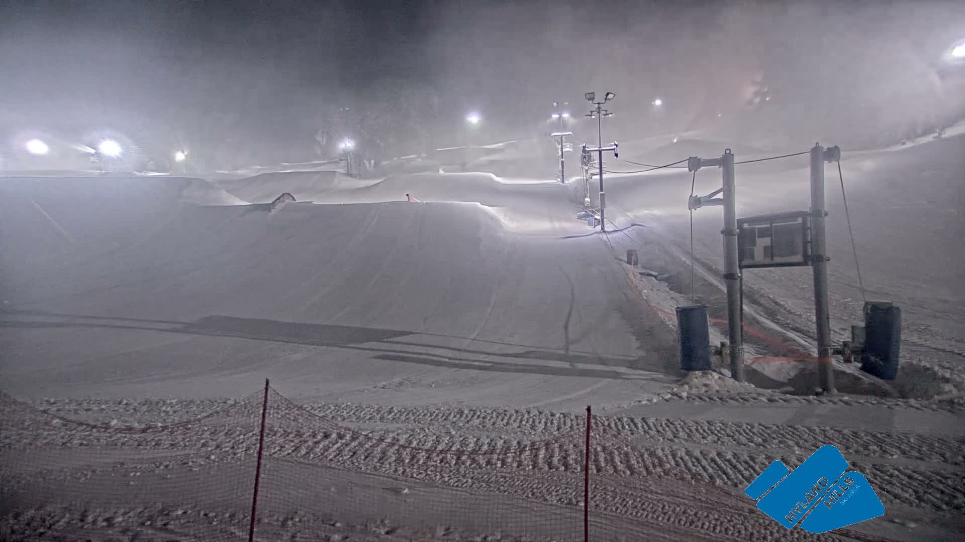 Bloomington, Hyland Hills Ski Slopes Live Cam - Bloomington, Hennepin, Minnesota, USA