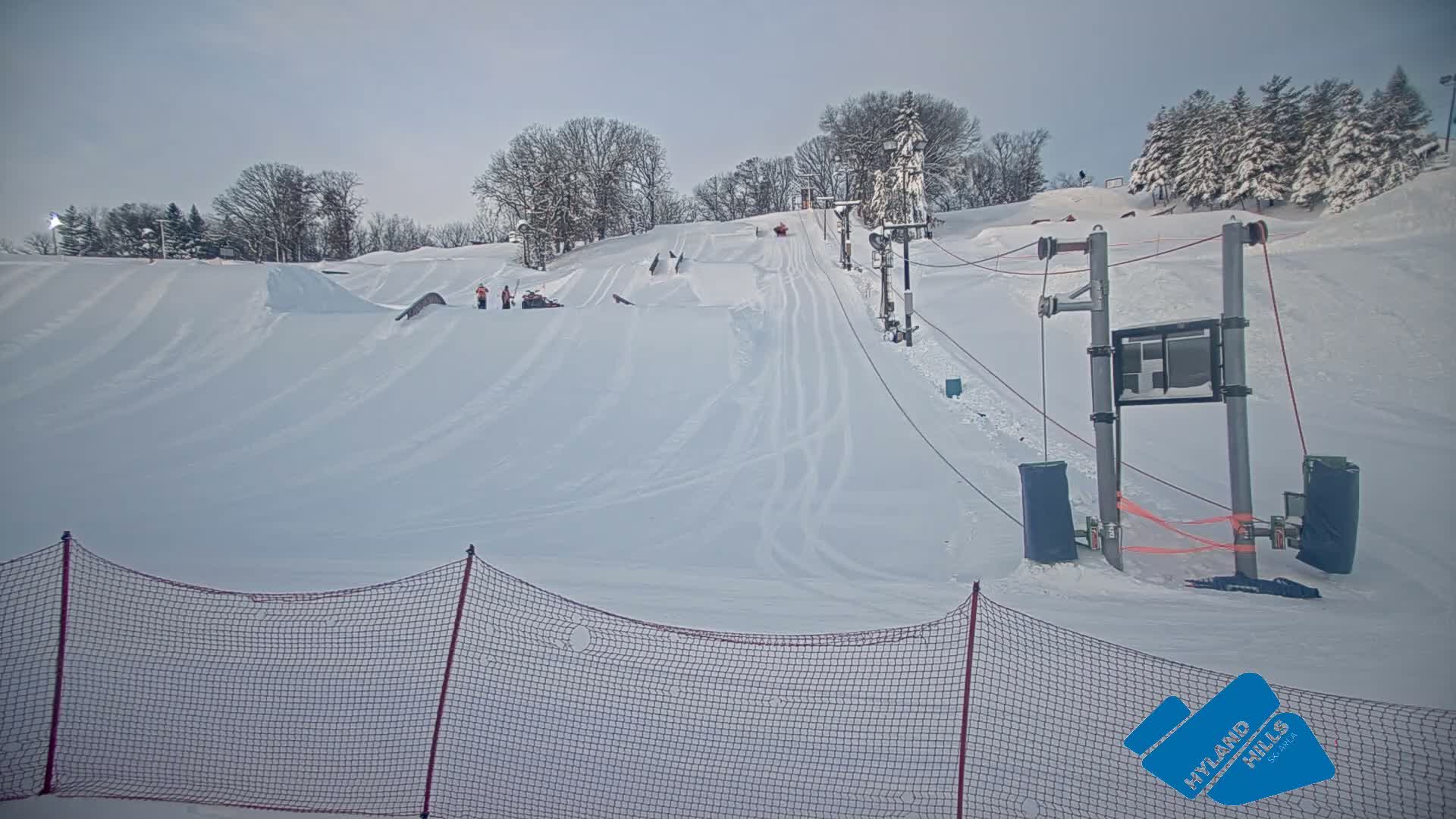 Bloomington, Hyland Hills Ski Slopes Live Cam - Bloomington, Hennepin, Minnesota, USA