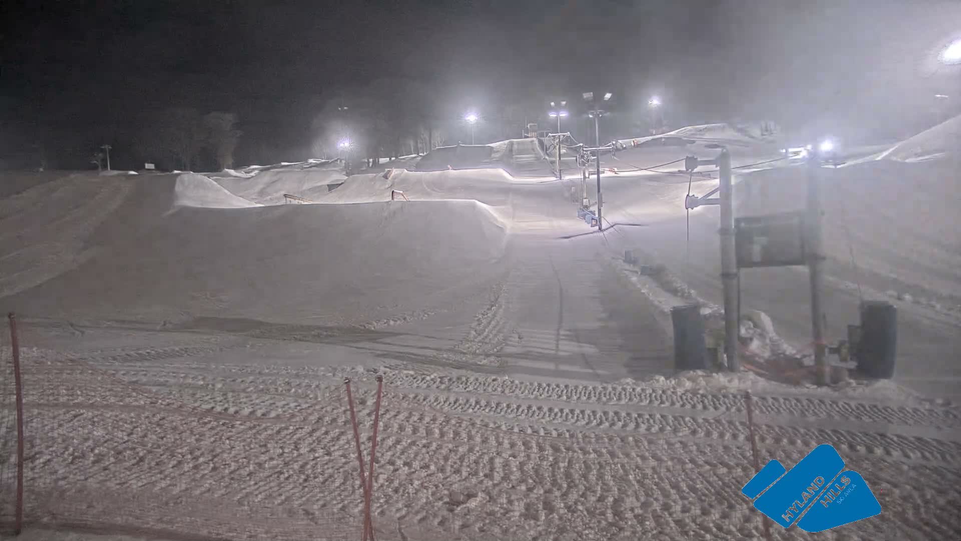 Bloomington, Hyland Hills Ski Slopes Live Cam - Bloomington, Hennepin, Minnesota, USA