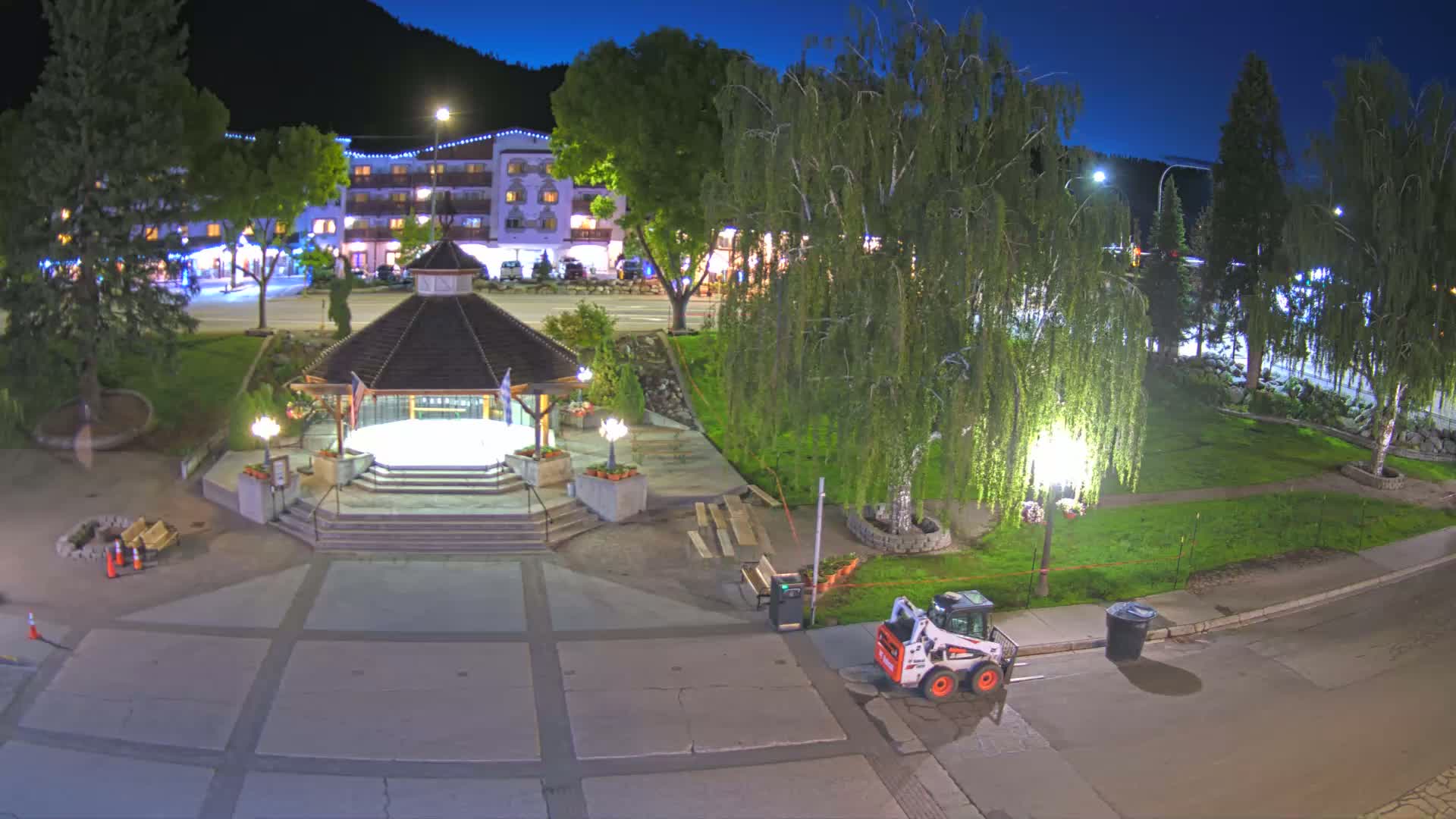 Leavenworth Village Front Street Park  Live Cam - Leavenworth, Chelan, Washington, USA