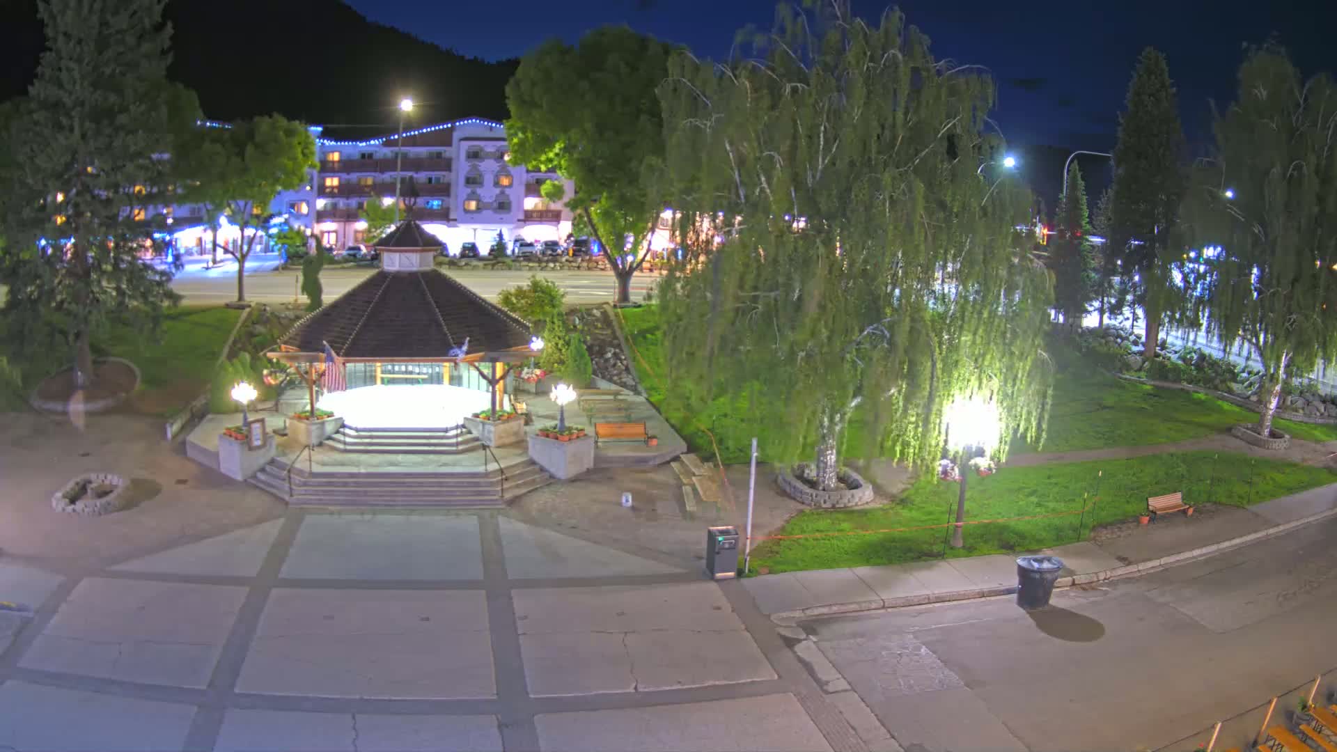 Leavenworth Village Front Street Park  Live Cam - Leavenworth, Chelan, Washington, USA
