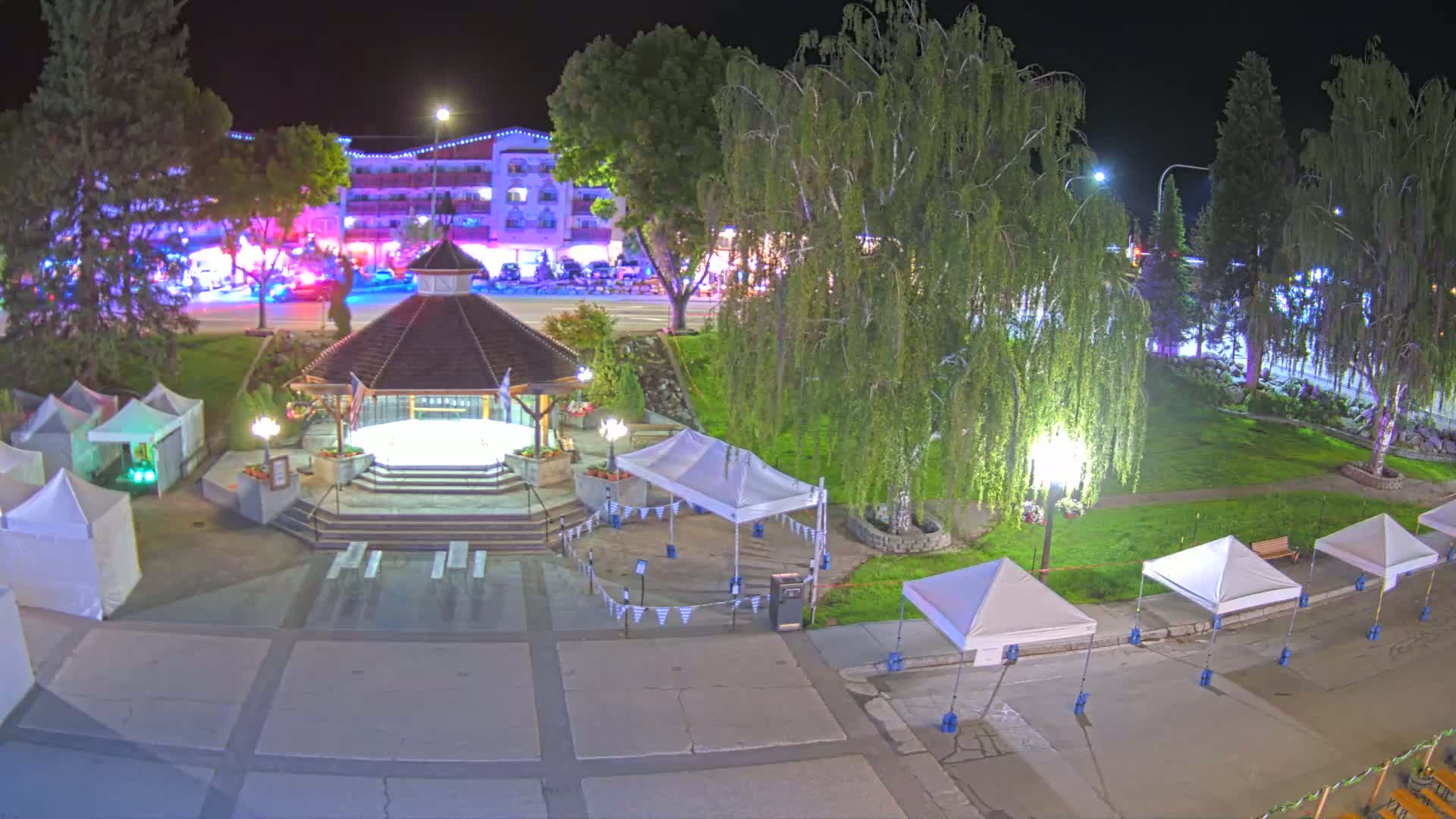 Leavenworth Village Front Street Park  Live Cam - Leavenworth, Chelan, Washington, USA