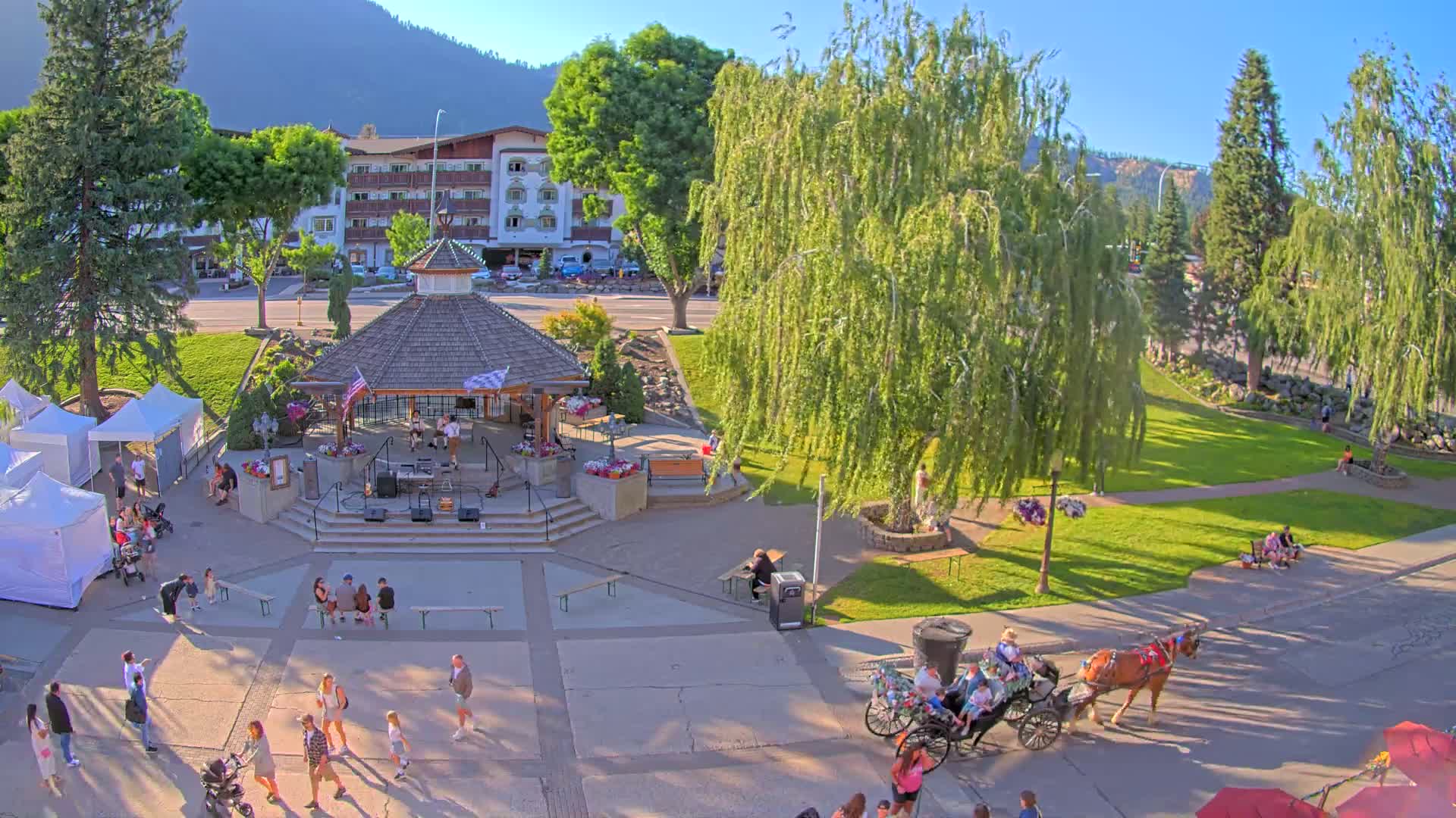 Leavenworth Village Front Street Park  Live Cam - Leavenworth, Chelan, Washington, USA