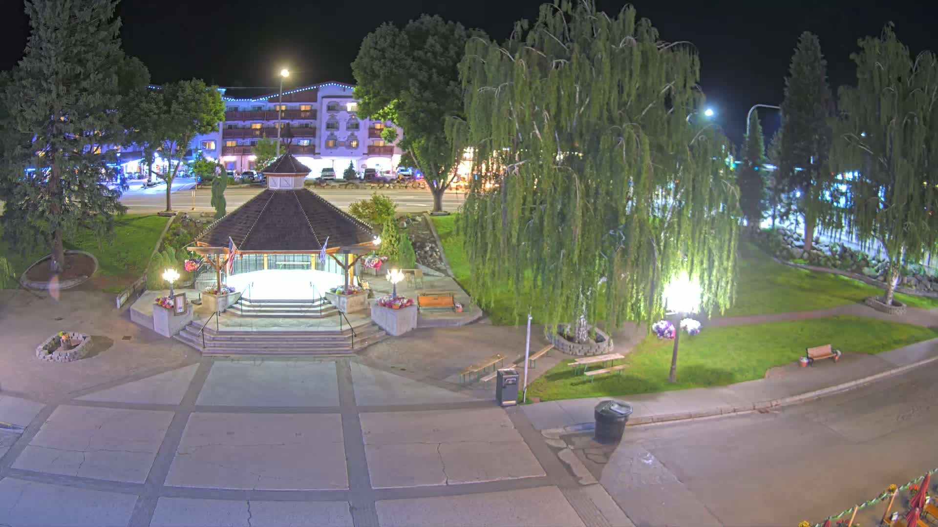 Leavenworth Village Front Street Park  Live Cam - Leavenworth, Chelan, Washington, USA