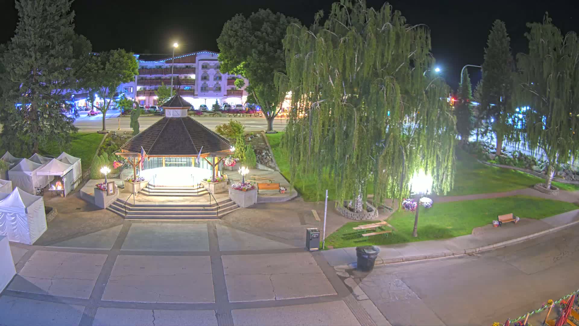 Leavenworth Village Front Street Park  Live Cam - Leavenworth, Chelan, Washington, USA
