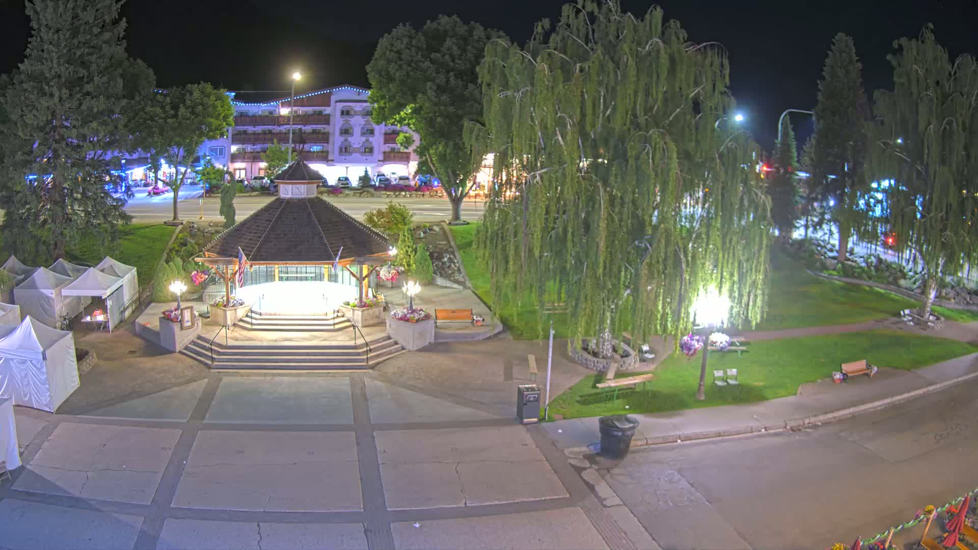 Leavenworth Village Front Street Park  Live Cam - Leavenworth, Chelan, Washington, USA
