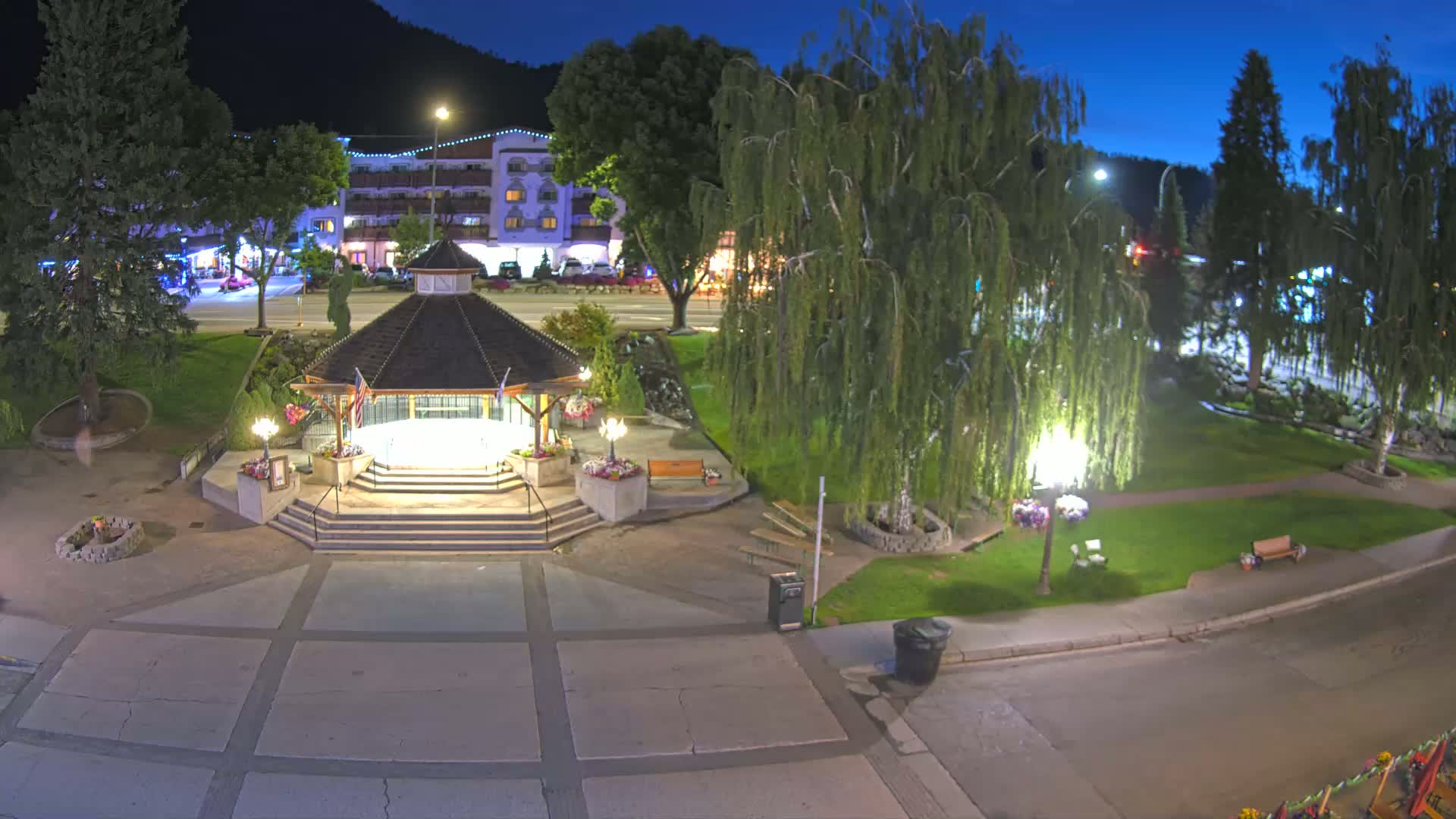 Leavenworth Village Front Street Park  Live Cam - Leavenworth, Chelan, Washington, USA