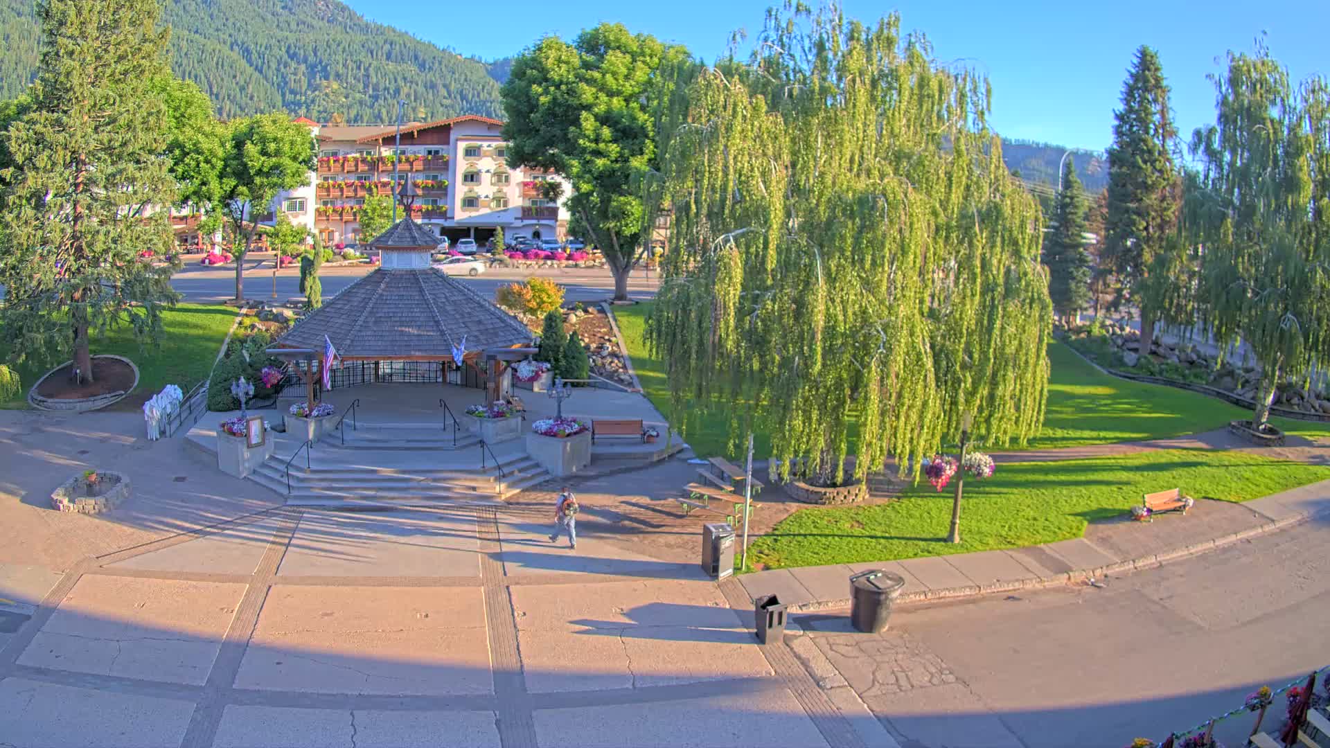 Leavenworth Village Front Street Park  Live Cam - Leavenworth, Chelan, Washington, USA