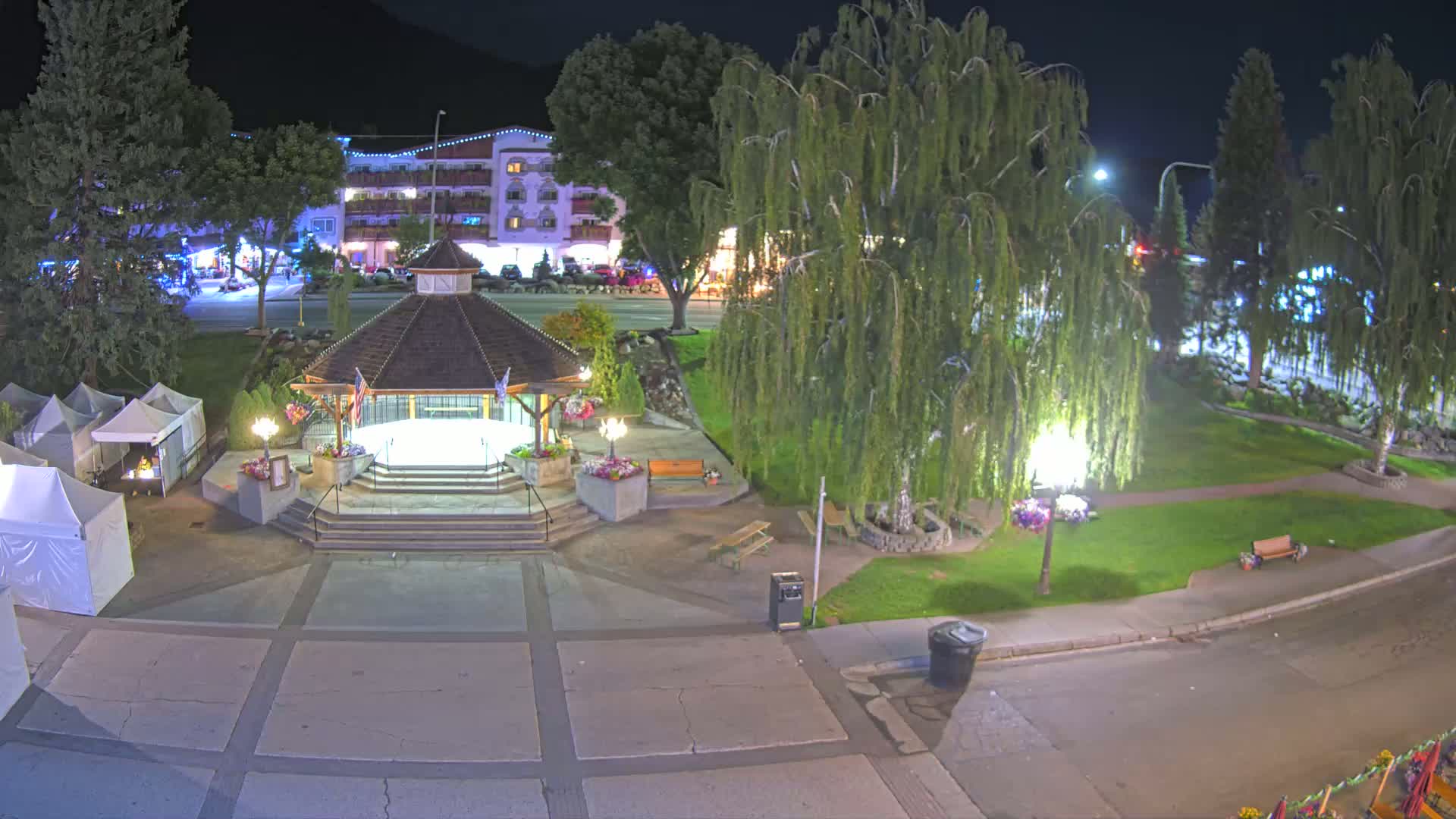 Leavenworth Village Front Street Park  Live Cam - Leavenworth, Chelan, Washington, USA