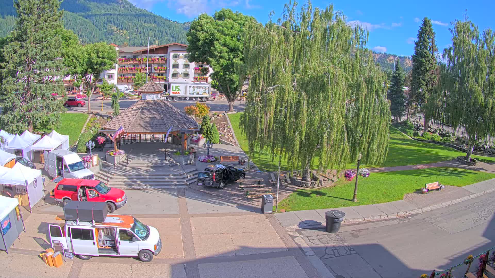 Leavenworth Village Front Street Park  Live Cam - Leavenworth, Chelan, Washington, USA