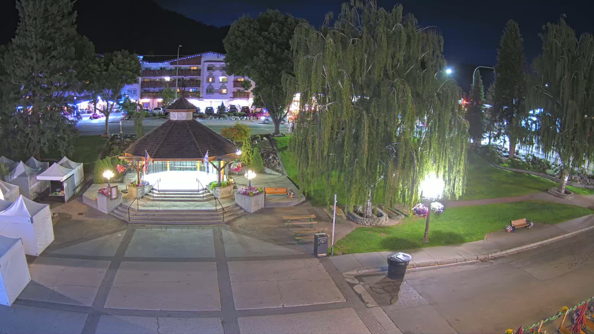 Leavenworth Village Front Street Park  Live Cam - Leavenworth, Chelan, Washington, USA