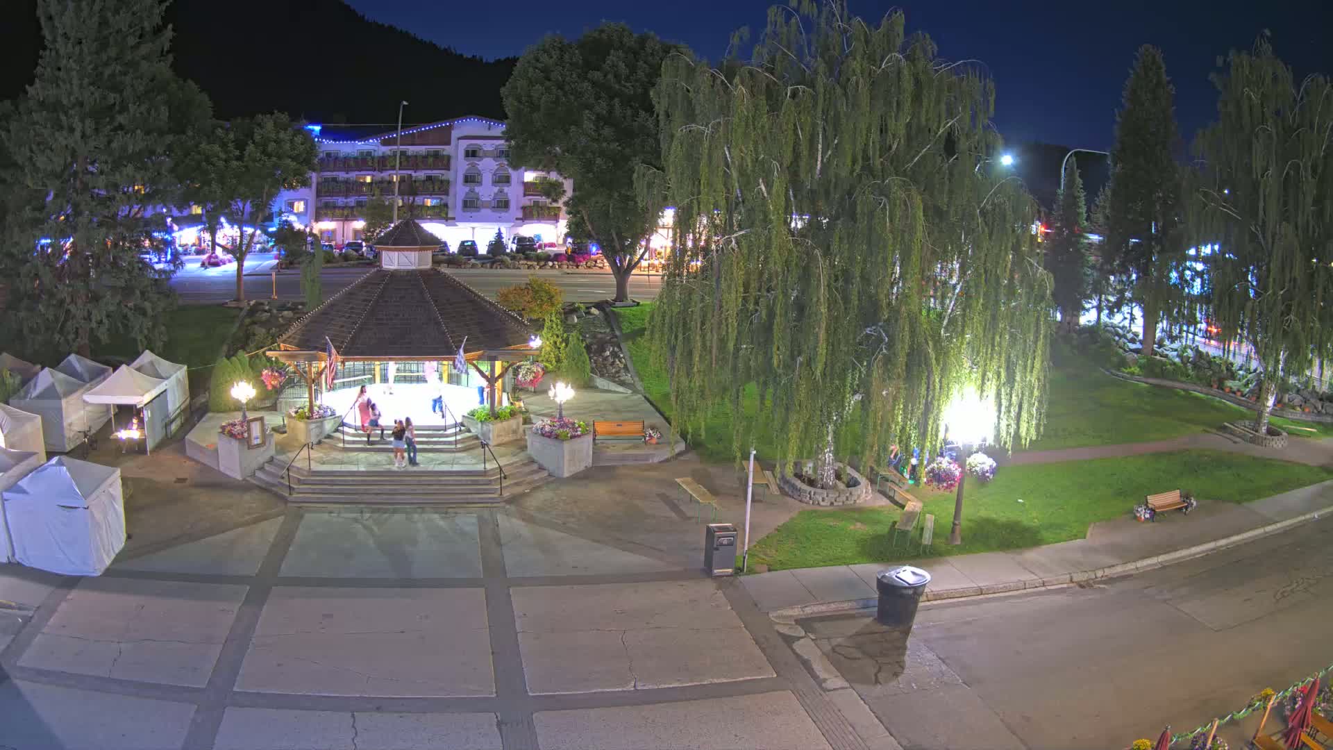 Leavenworth Village Front Street Park  Live Cam - Leavenworth, Chelan, Washington, USA