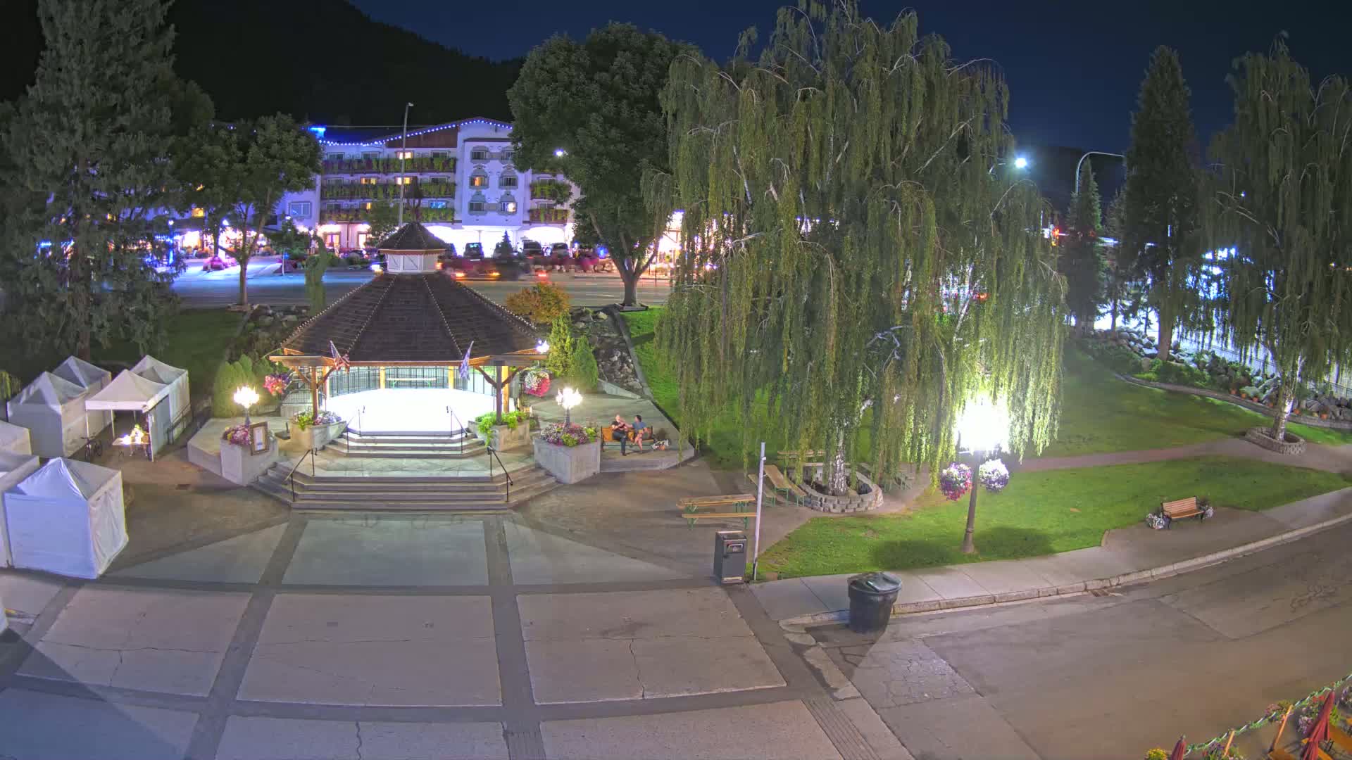 Leavenworth Village Front Street Park  Live Cam - Leavenworth, Chelan, Washington, USA